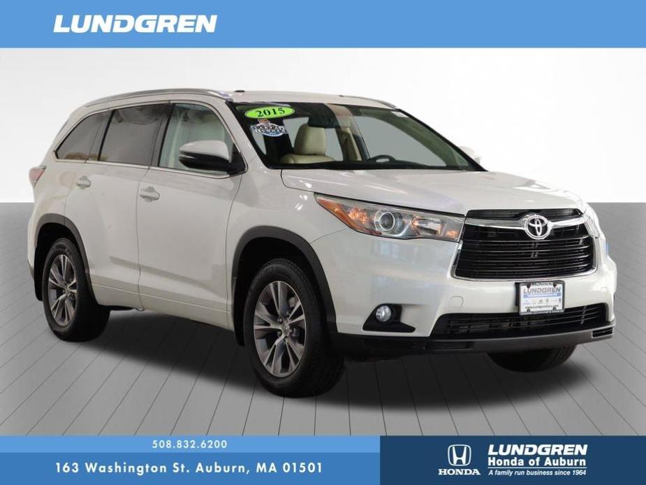 used 2015 Toyota Highlander car, priced at $13,777