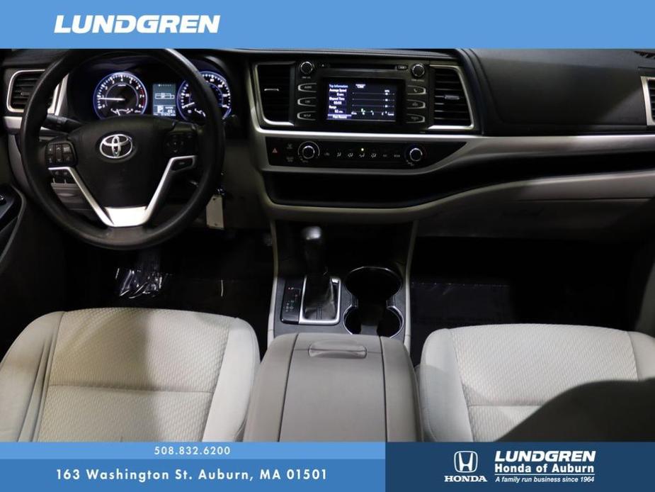 used 2015 Toyota Highlander car, priced at $18,991