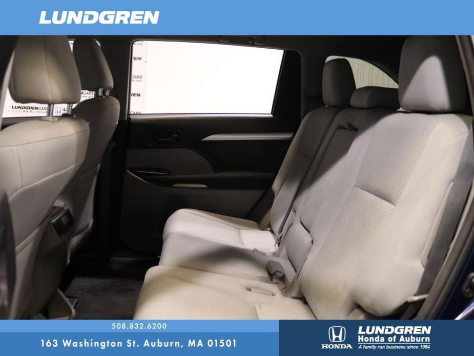 used 2015 Toyota Highlander car, priced at $18,991