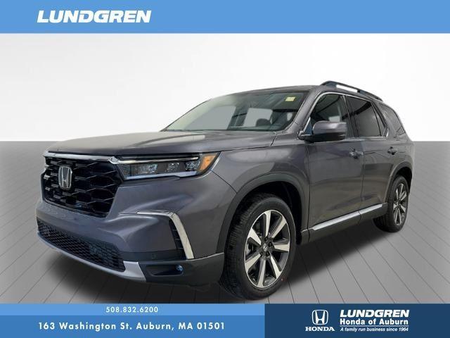 new 2025 Honda Pilot car, priced at $51,050