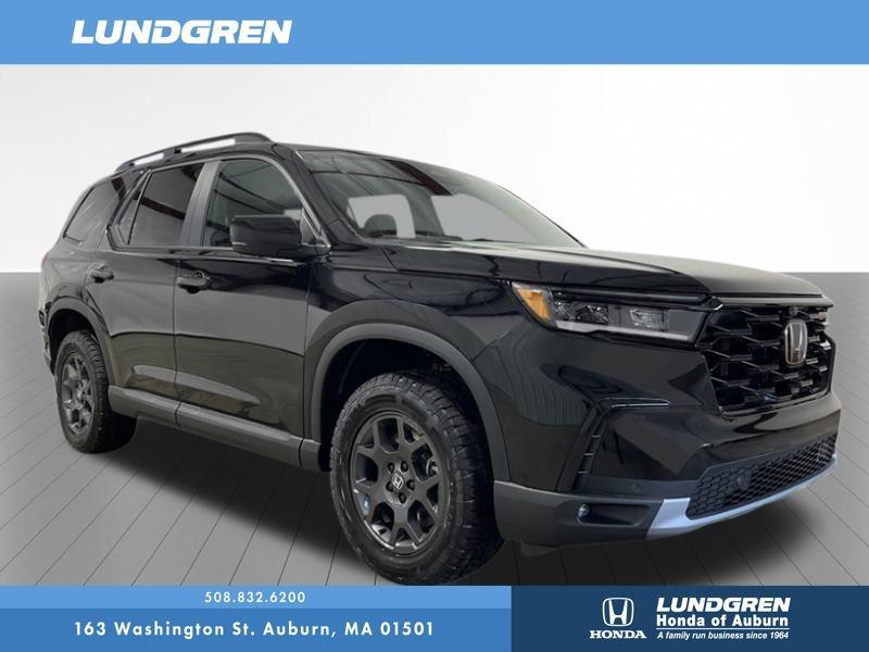 new 2025 Honda Pilot car, priced at $50,850