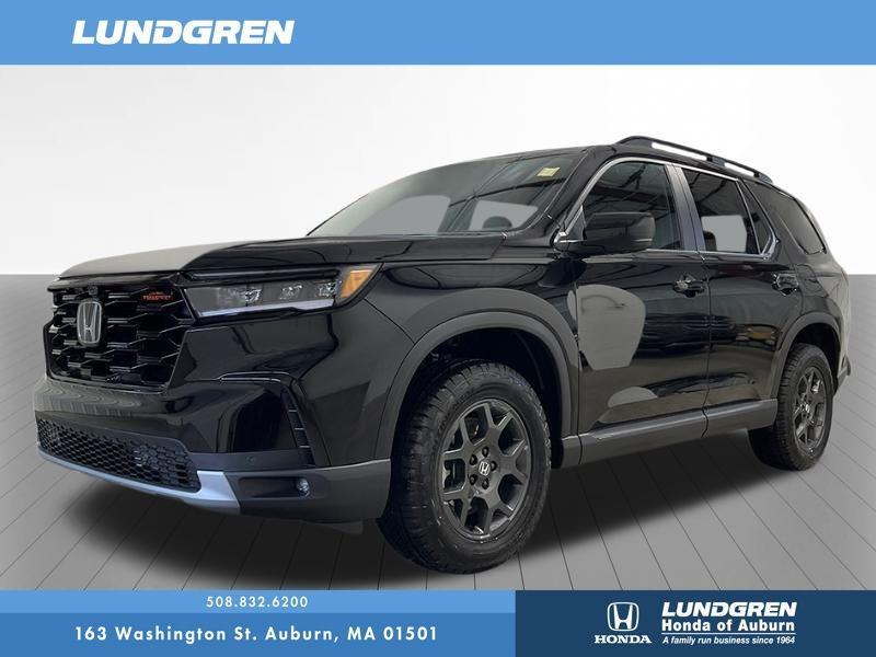 new 2025 Honda Pilot car, priced at $50,850