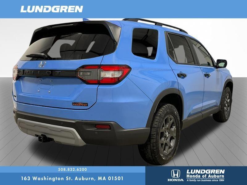 new 2025 Honda Pilot car, priced at $51,305