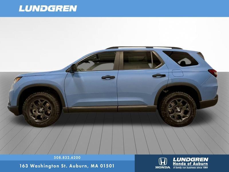 new 2025 Honda Pilot car, priced at $51,305