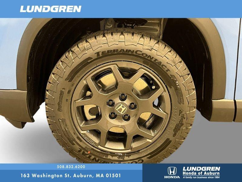 new 2025 Honda Pilot car, priced at $51,305