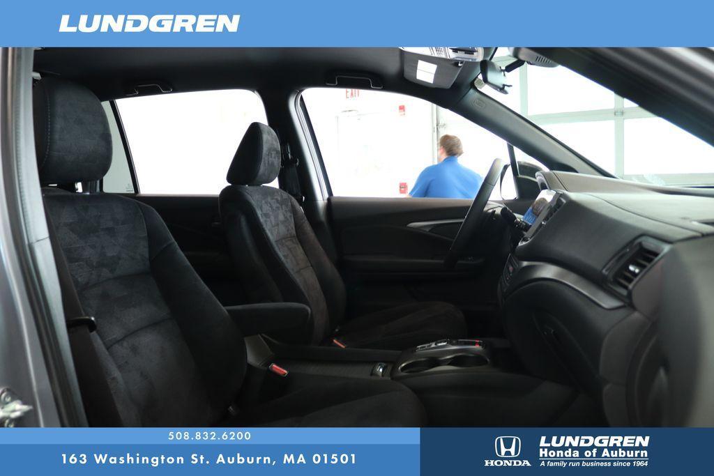 used 2022 Honda Pilot car, priced at $31,997