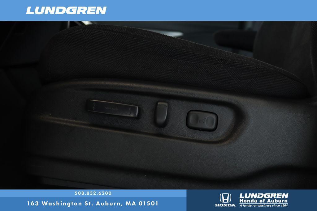used 2022 Honda Pilot car, priced at $31,997