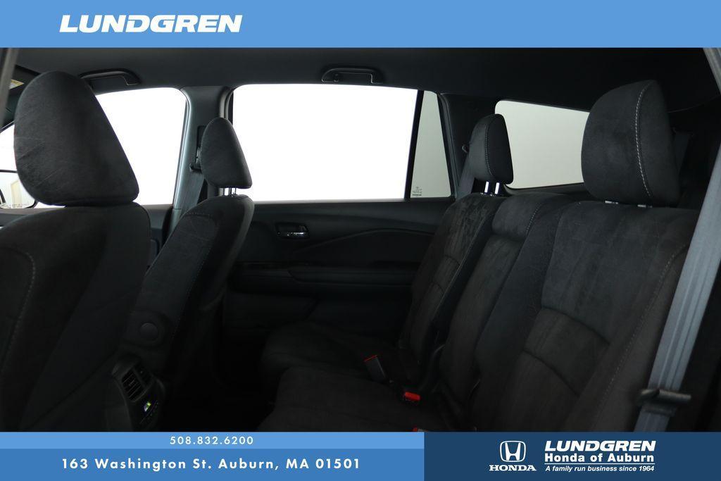 used 2022 Honda Pilot car, priced at $31,997