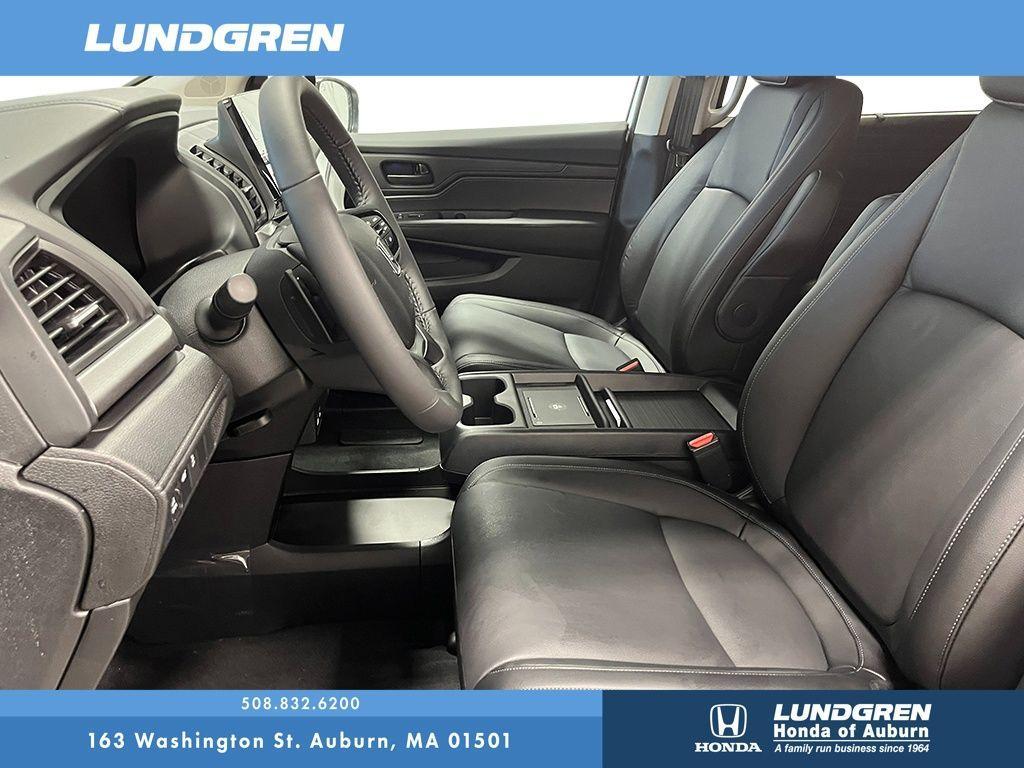 new 2026 Honda Odyssey car, priced at $45,320