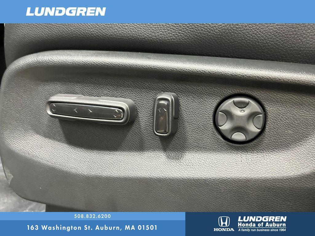 new 2025 Honda Odyssey car, priced at $48,360