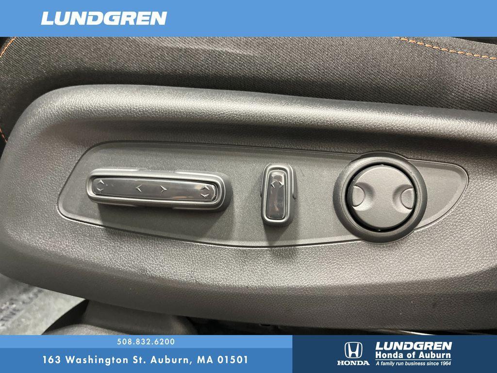 new 2026 Honda CR-V Hybrid car, priced at $40,250