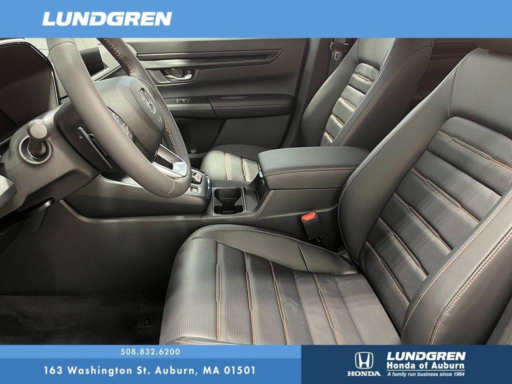 new 2025 Honda CR-V Hybrid car, priced at $40,545