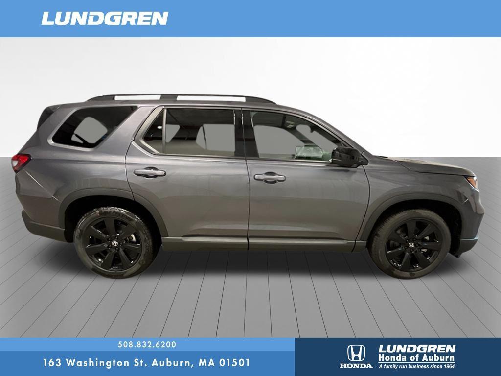 new 2025 Honda Pilot car, priced at $56,030