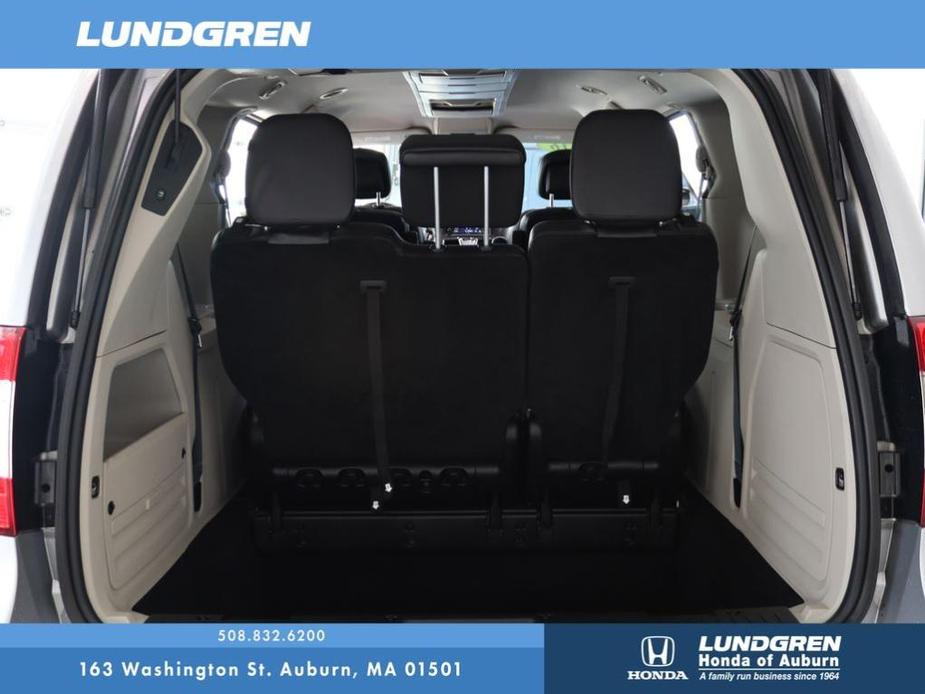 used 2016 Chrysler Town & Country car, priced at $9,321