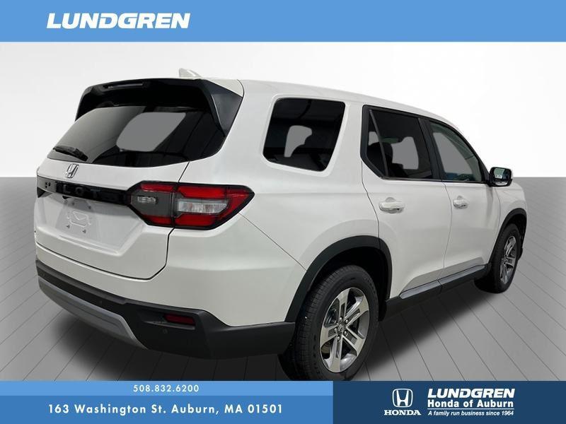new 2025 Honda Pilot car, priced at $46,995