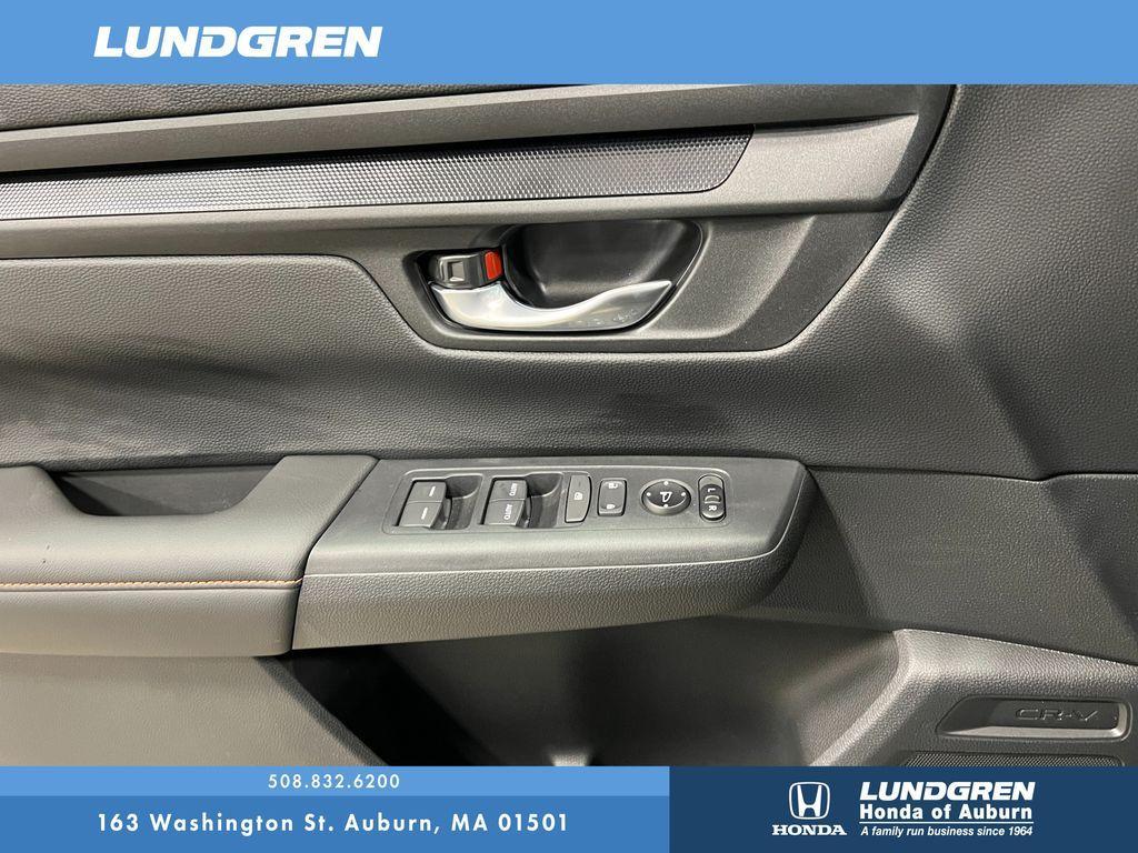 new 2025 Honda CR-V Hybrid car, priced at $37,545