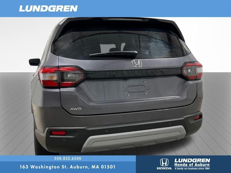 new 2025 Honda Pilot car, priced at $47,050