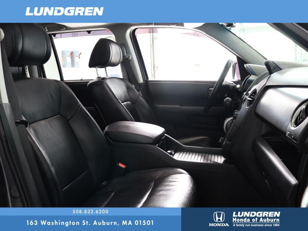 used 2015 Honda Pilot car, priced at $10,921