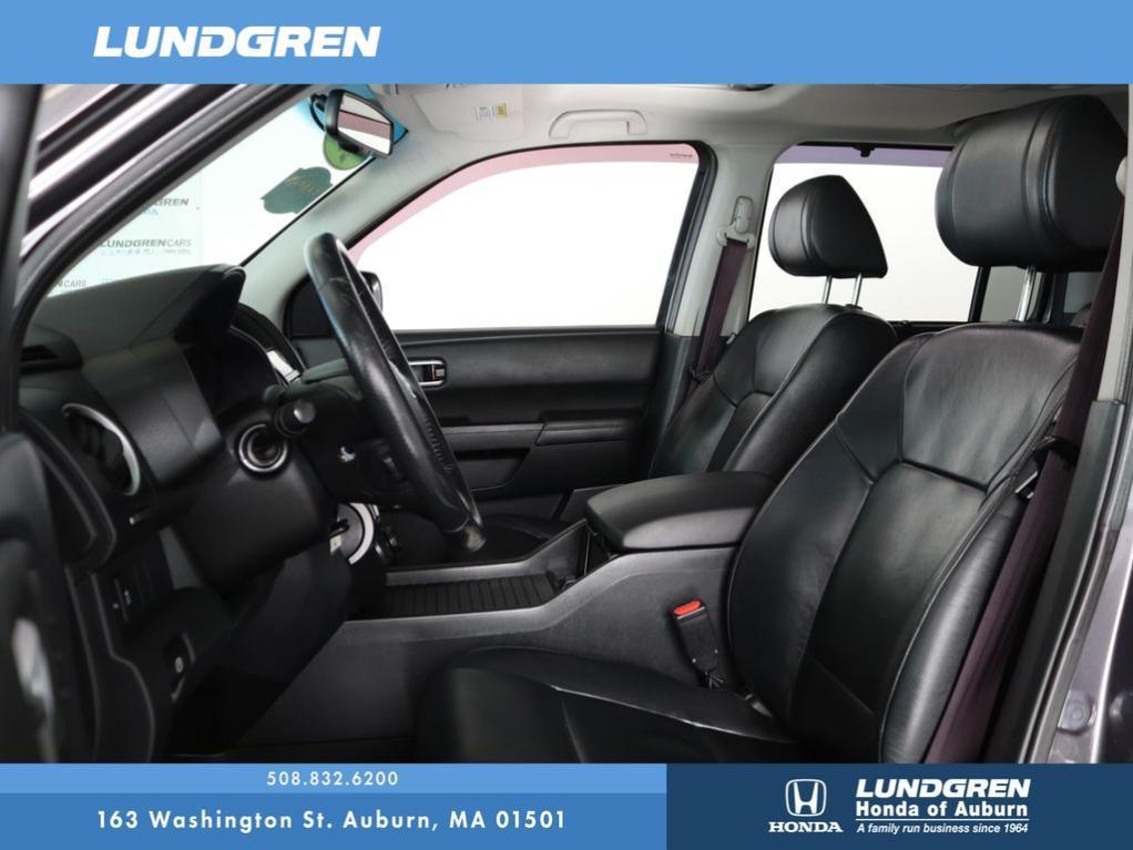 used 2015 Honda Pilot car, priced at $10,921