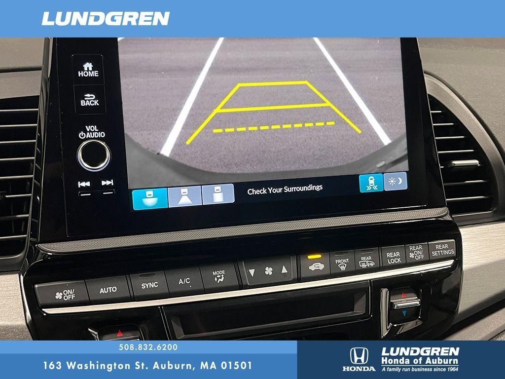 new 2026 Honda Odyssey car, priced at $44,290