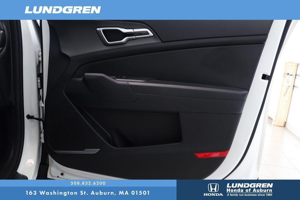 used 2025 Kia Sportage car, priced at $25,797