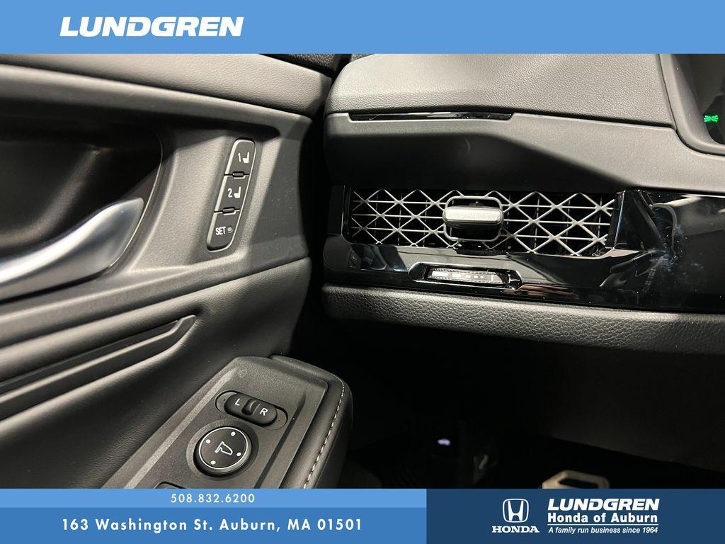 new 2025 Honda Accord Hybrid car, priced at $36,525
