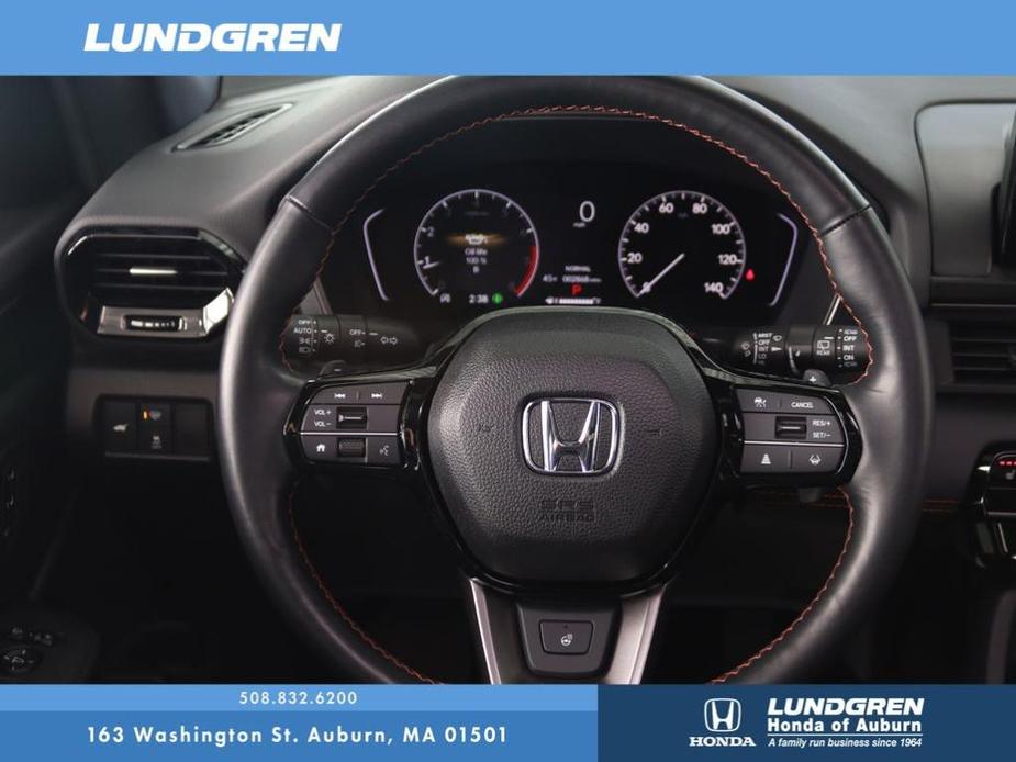 used 2025 Honda Pilot car, priced at $48,621