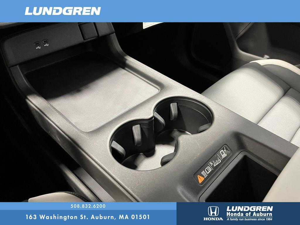new 2025 Honda Prologue car, priced at $59,805