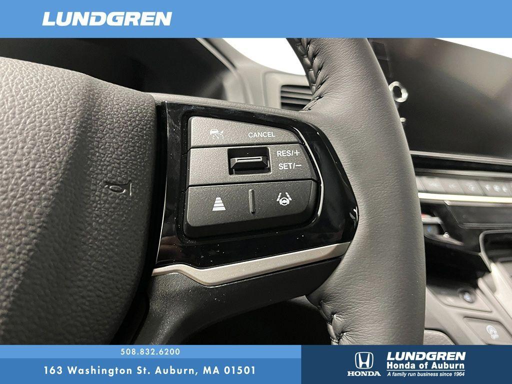 new 2026 Honda Odyssey car, priced at $44,290