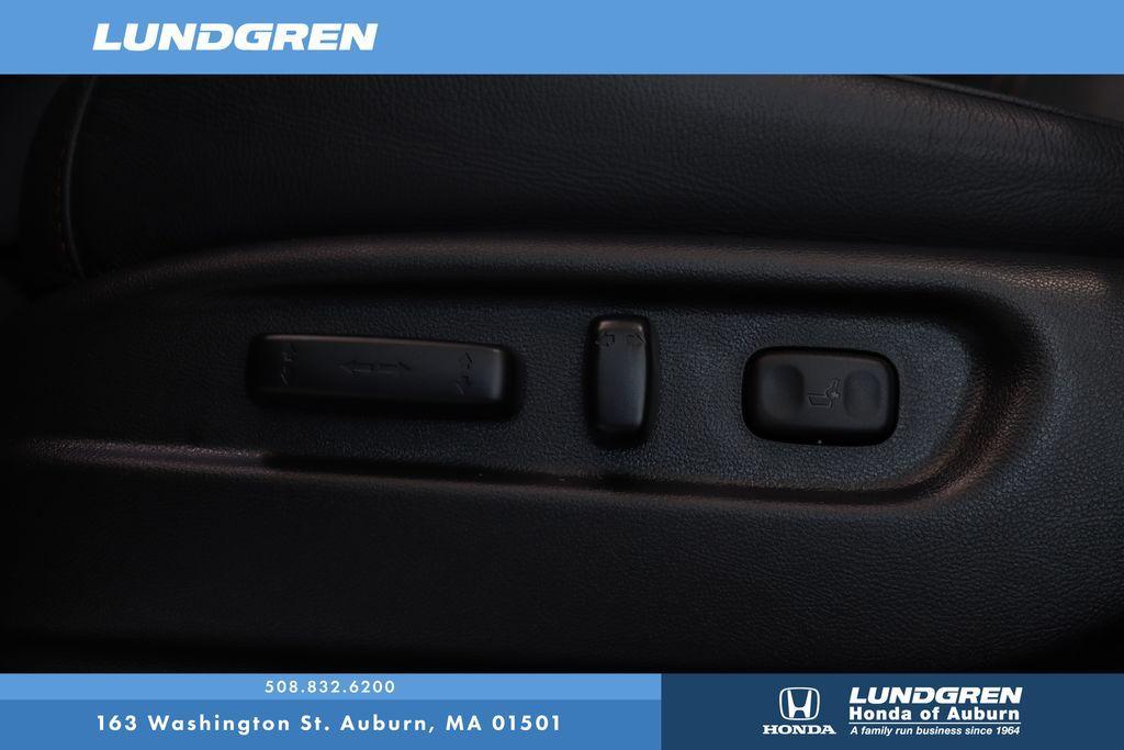 used 2025 Honda Passport car, priced at $43,821