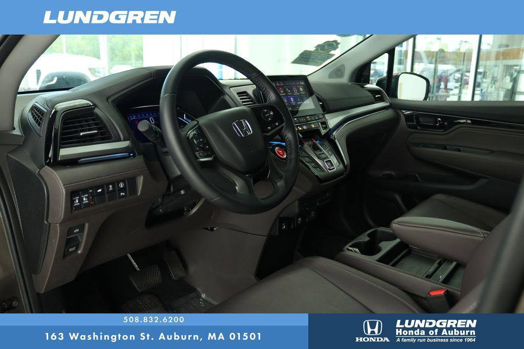 used 2023 Honda Odyssey car, priced at $39,897