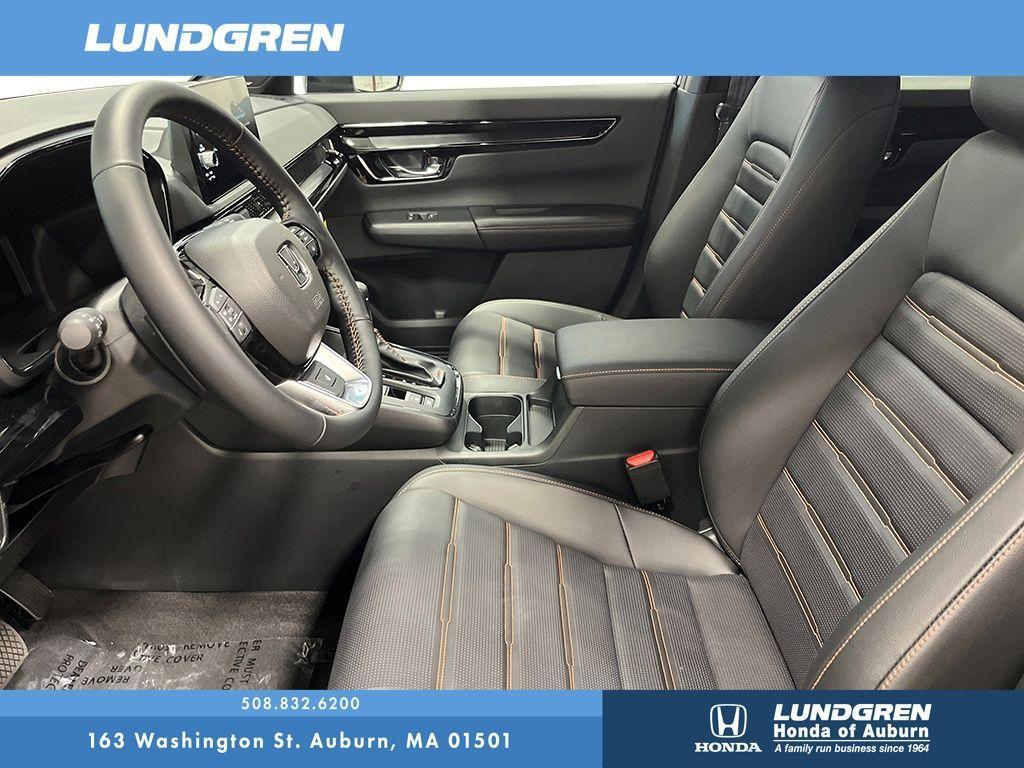 new 2026 Honda CR-V Hybrid car, priced at $43,645