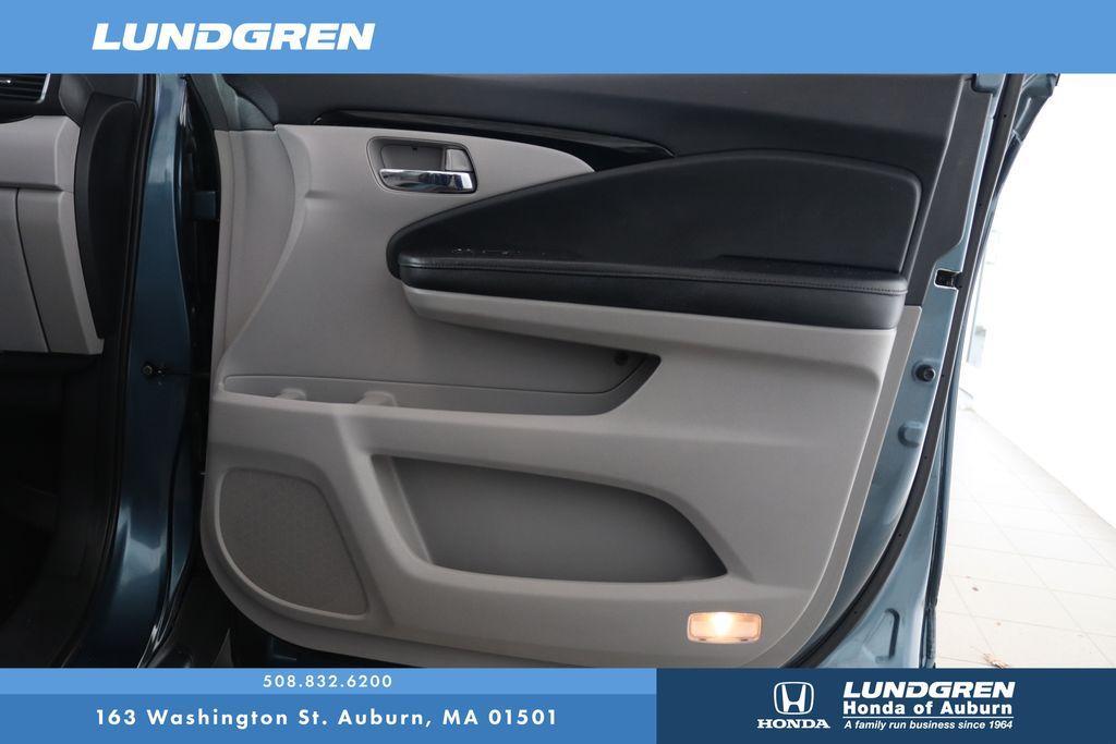 used 2018 Honda Pilot car, priced at $25,441