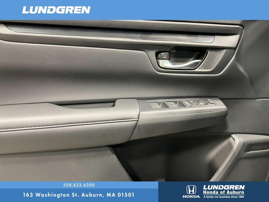new 2025 Honda CR-V car, priced at $32,995