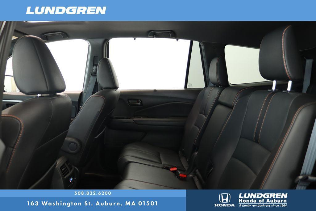 used 2022 Honda Pilot car, priced at $33,497