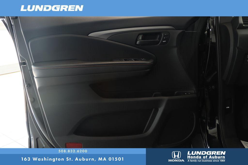 used 2022 Honda Pilot car, priced at $33,497