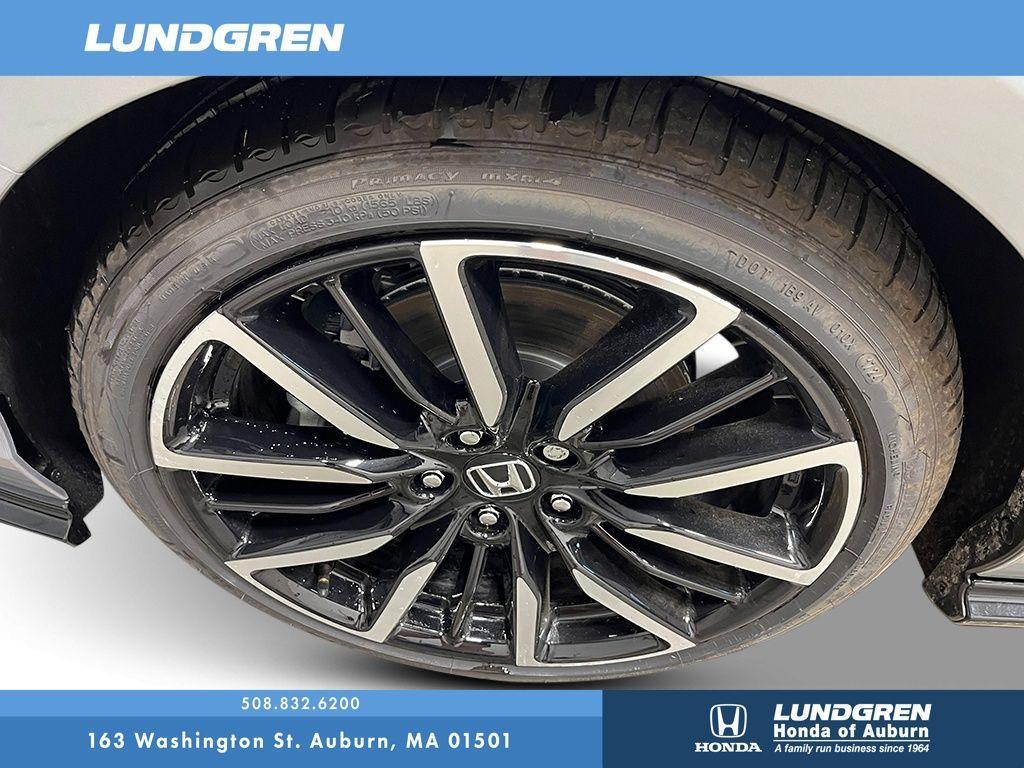 new 2025 Honda Accord Hybrid car, priced at $40,450