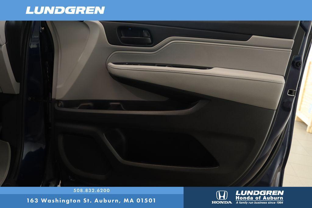 used 2023 Honda Odyssey car, priced at $37,997