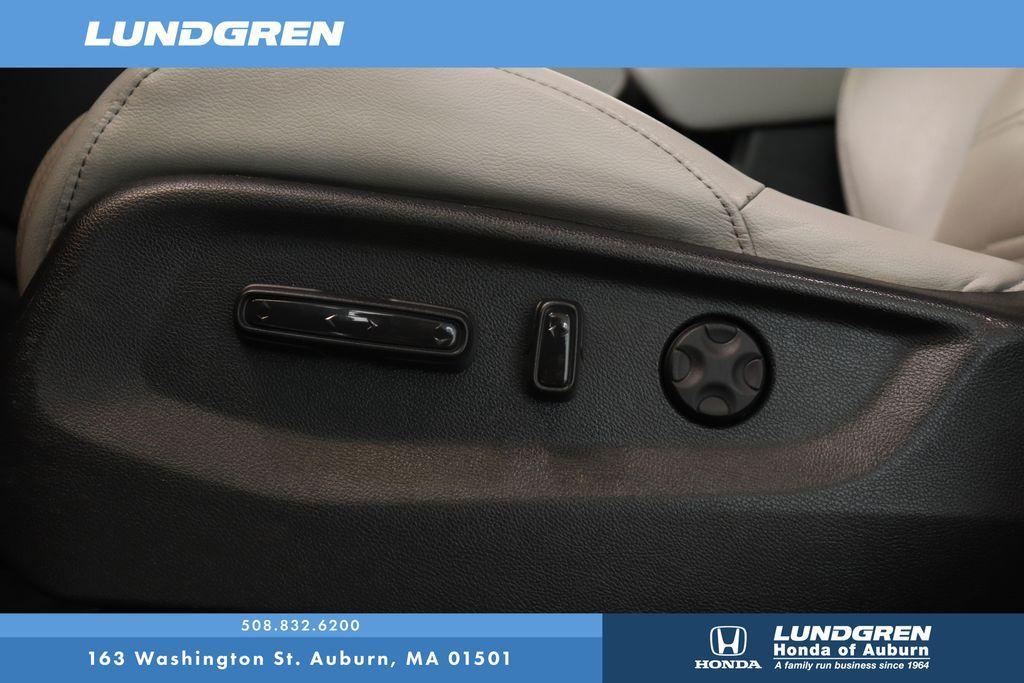 used 2018 Honda CR-V car, priced at $18,997