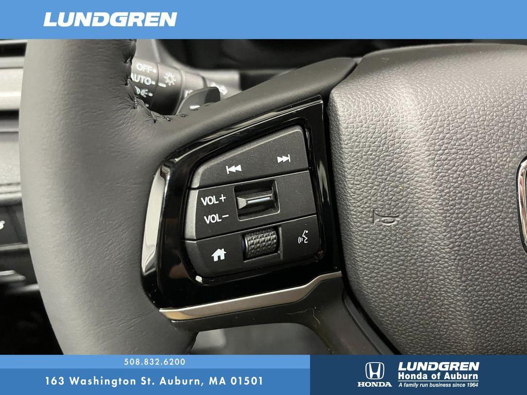 new 2026 Honda Odyssey car, priced at $44,290