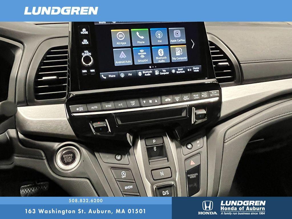 new 2026 Honda Odyssey car, priced at $44,290
