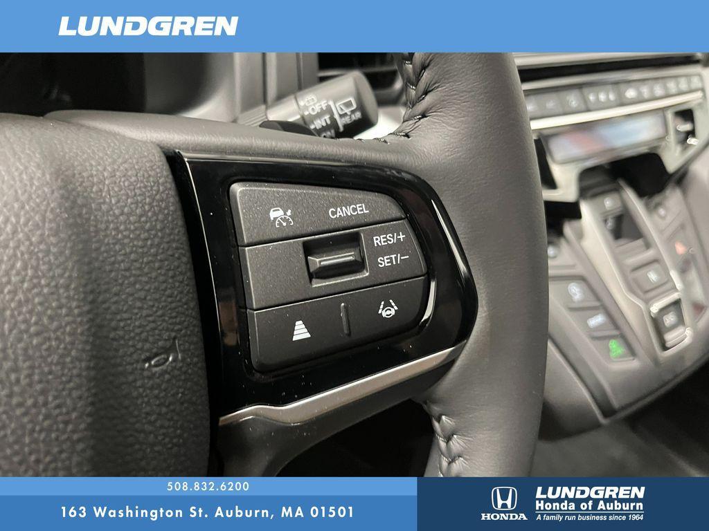 new 2026 Honda Odyssey car, priced at $44,290