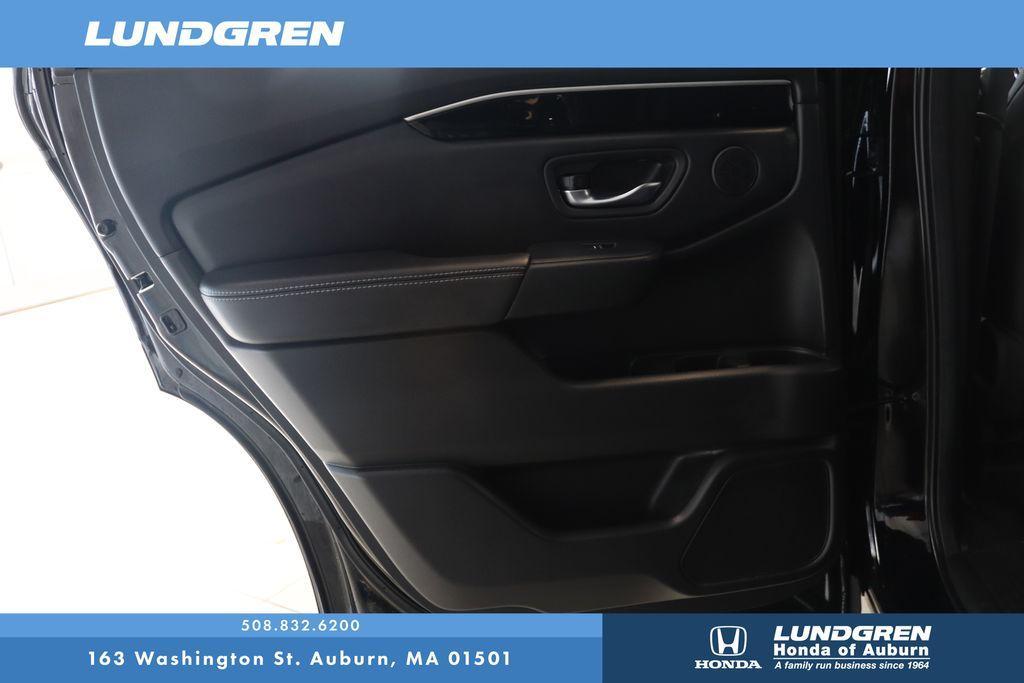 used 2023 Honda Pilot car, priced at $39,827