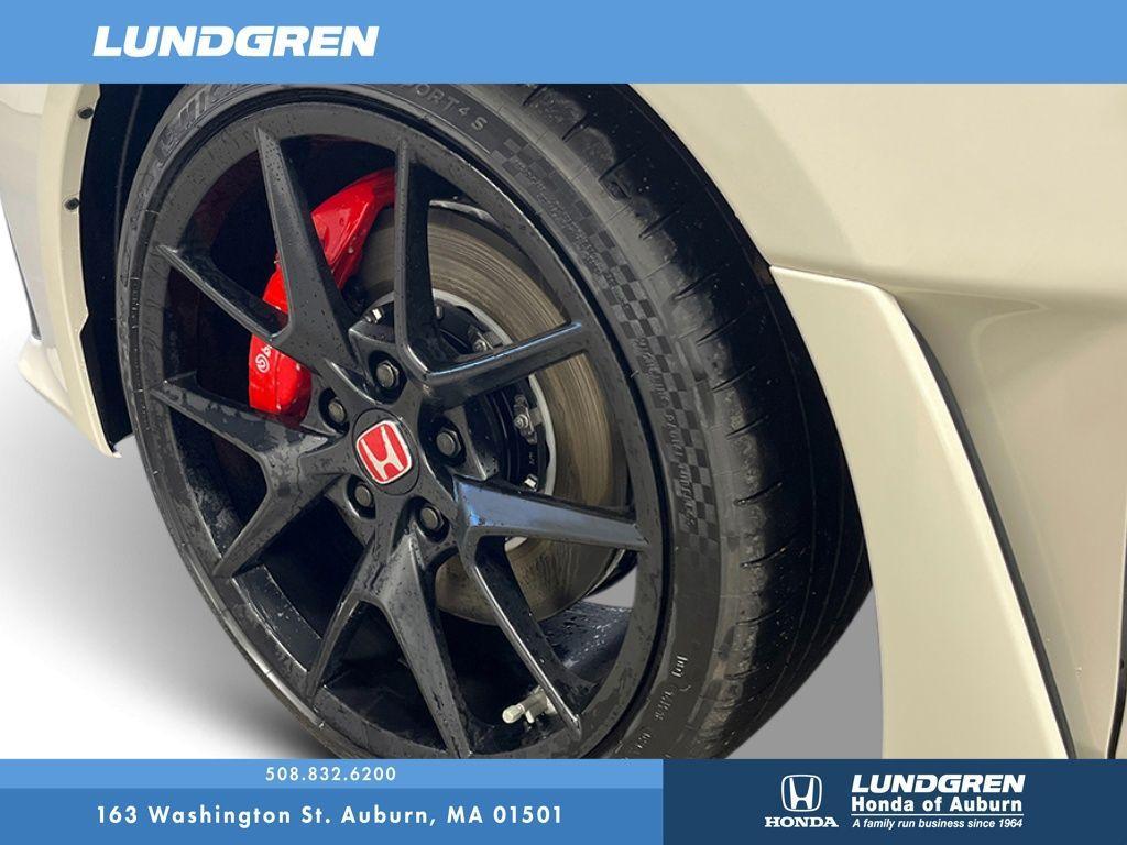 new 2025 Honda Civic Type R car, priced at $47,045