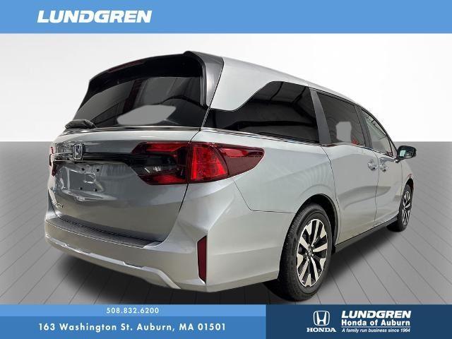 new 2026 Honda Odyssey car, priced at $44,290