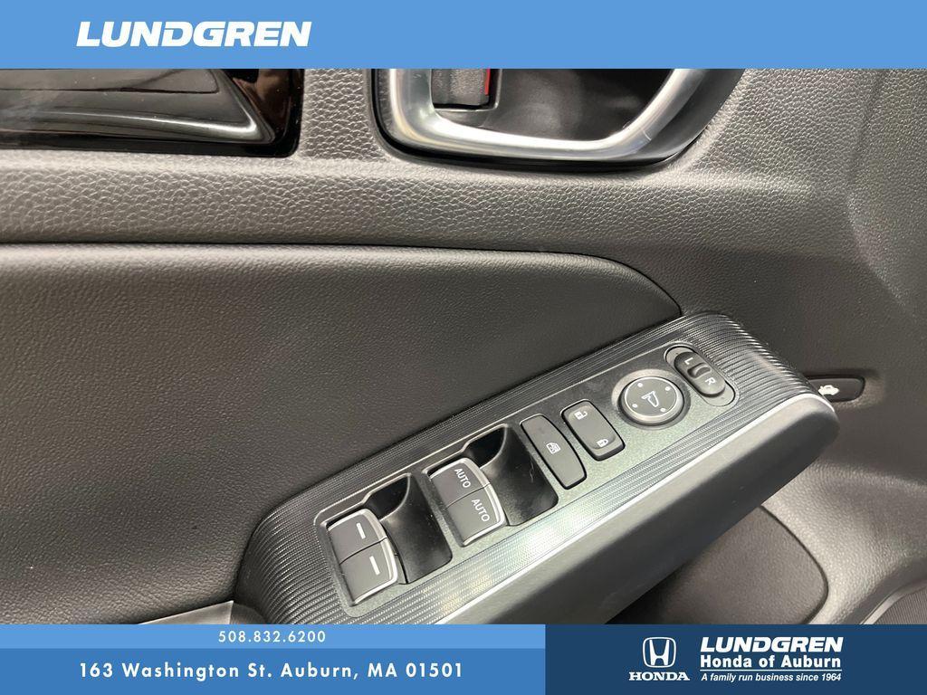 new 2025 Honda Civic Hybrid car, priced at $33,100