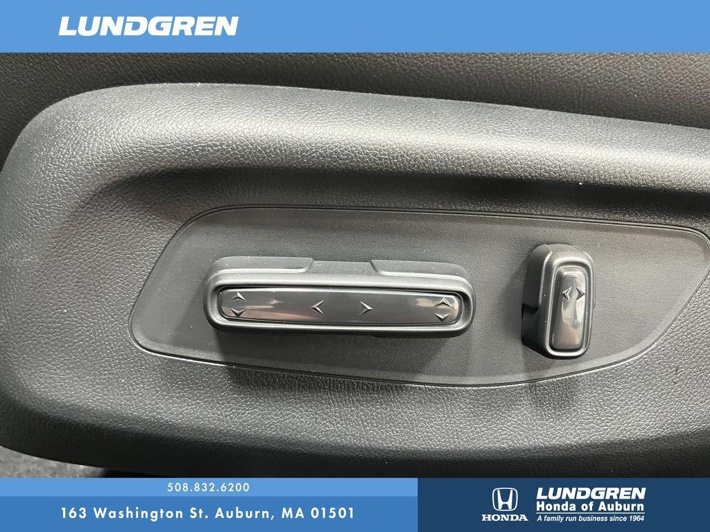 new 2025 Honda Civic Hybrid car, priced at $33,100
