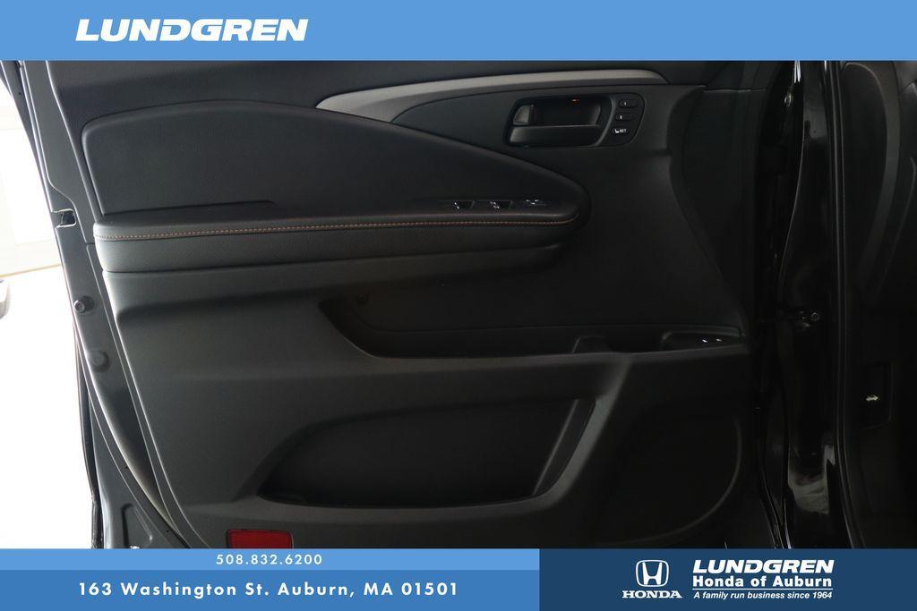used 2022 Honda Passport car, priced at $34,997