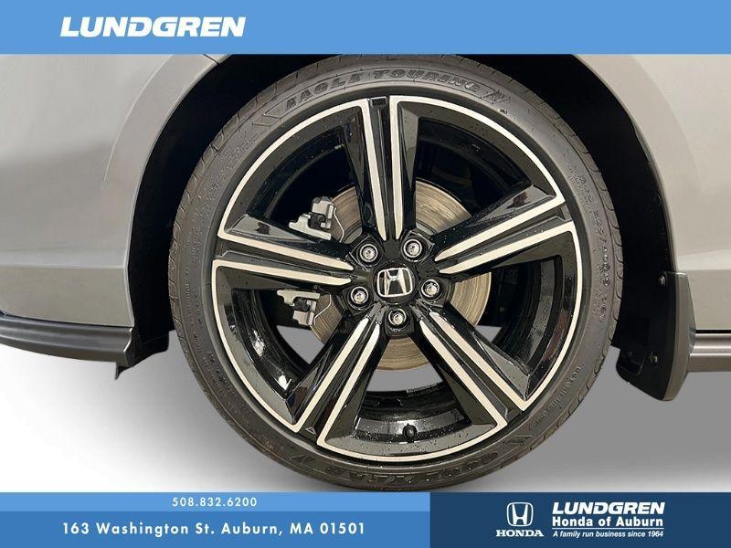 new 2025 Honda Accord Hybrid car, priced at $34,805