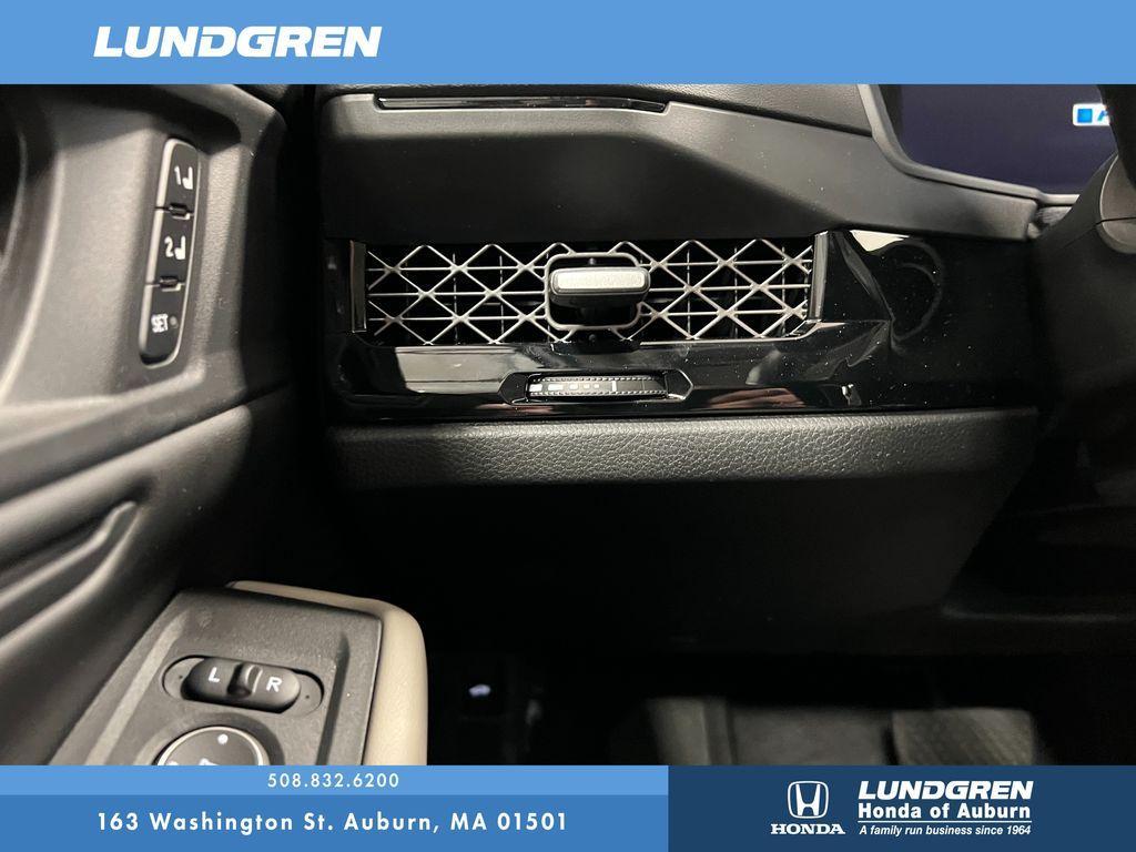 new 2025 Honda Accord Hybrid car, priced at $36,135